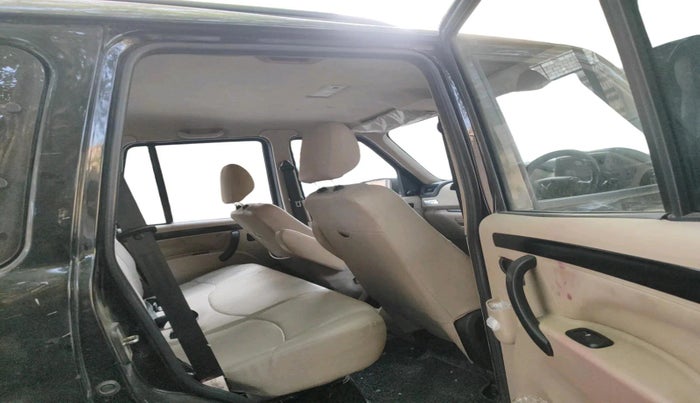 2024 Mahindra SCORPIO CLASSIC S 7STR, Diesel, Manual, 28,801 km, interior