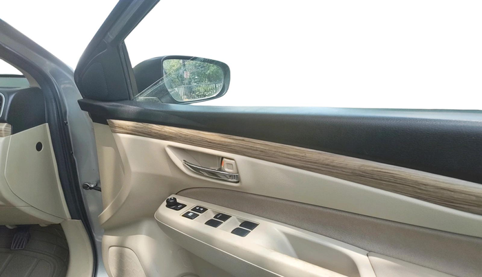 2019 Maruti Ciaz DELTA 1.5 SHVS MT PETROL, Petrol, Manual, 99,166 km, interior