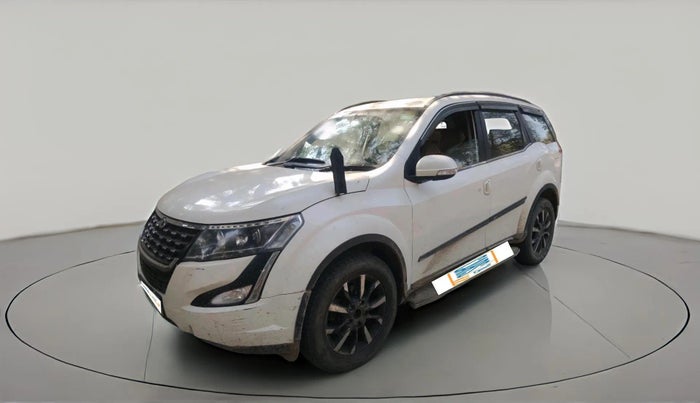 2019 Mahindra XUV500 W11, Diesel, Manual, 65,590 km, exterior