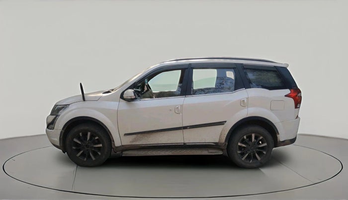2019 Mahindra XUV500 W11, Diesel, Manual, 65,590 km, exterior