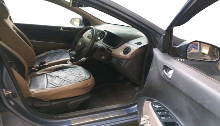 2015 Hyundai Xcent S 1.2, Petrol, Manual, 17,161 km, interior