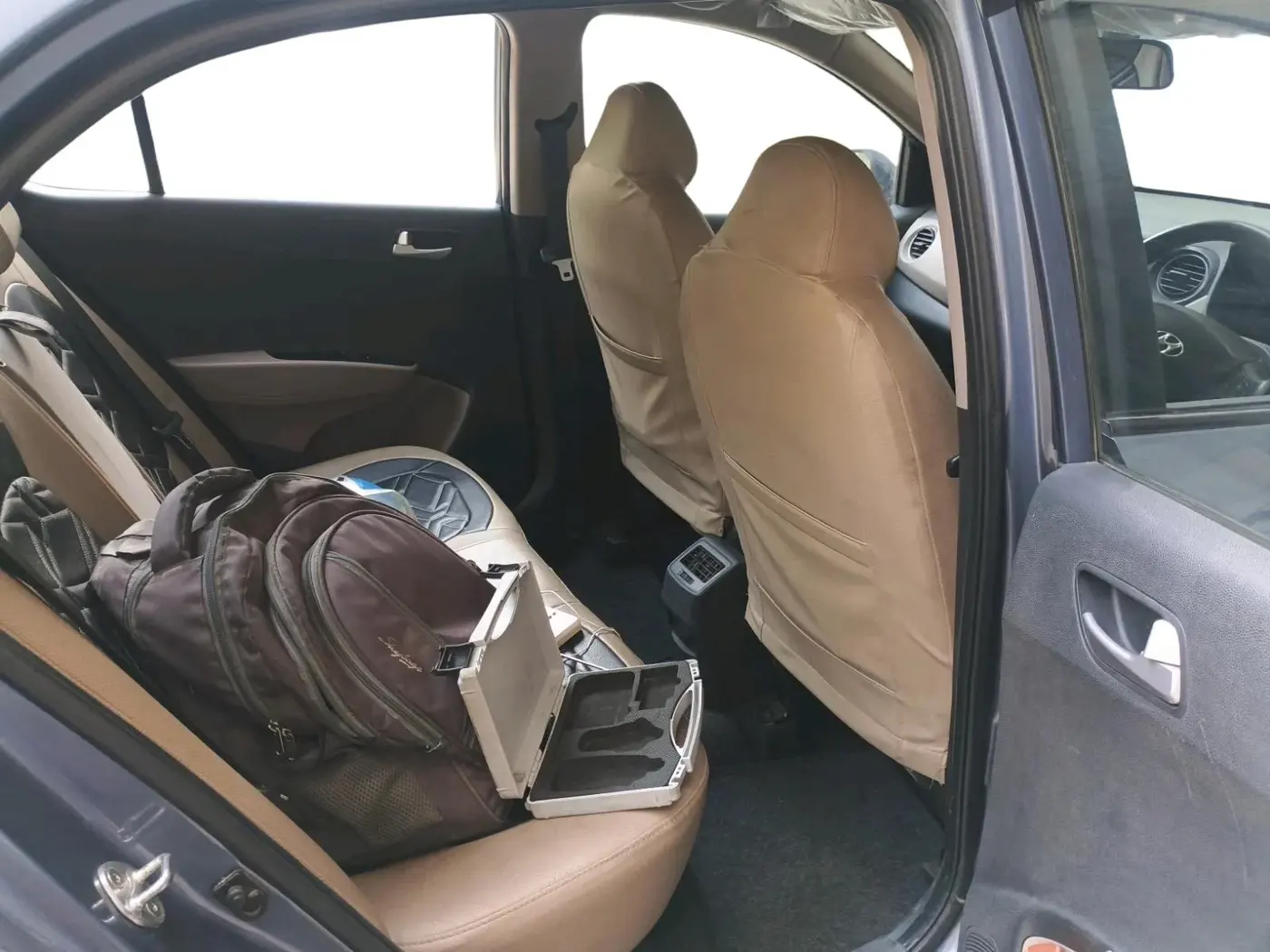 2015 Hyundai Xcent S 1.2, Petrol, Manual, 17,161 km, interior