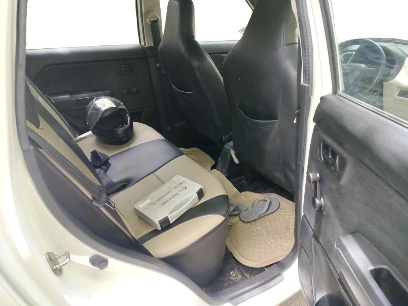 2022 Maruti New Wagon-R LXI 1.0, Petrol, Manual, 13,898 km, interior
