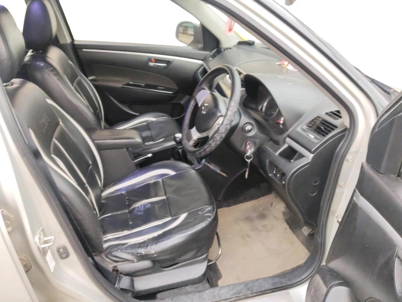 2012 Maruti Swift VXI, Petrol, Manual, 1,16,387 km, interior