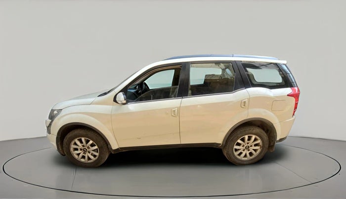 2016 Mahindra XUV500 W10 AT 1.99, Diesel, Automatic, 95,784 km, exterior