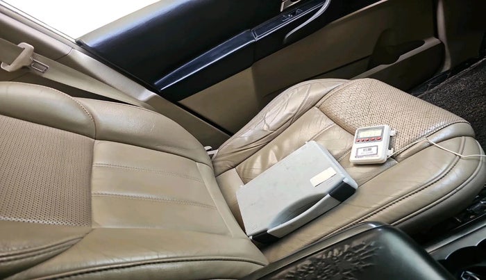 2016 Mahindra XUV500 W10 AT 1.99, Diesel, Automatic, 95,784 km, interior