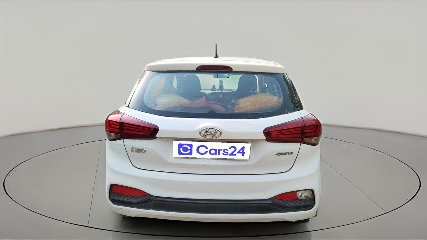 2018 Hyundai Elite i20 SPORTZ 1.2, CNG, Manual, 1,20,459 km, exterior