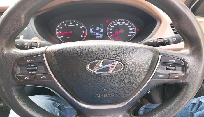 2018 Hyundai Elite i20 SPORTZ 1.2, CNG, Manual, 1,20,459 km, interior