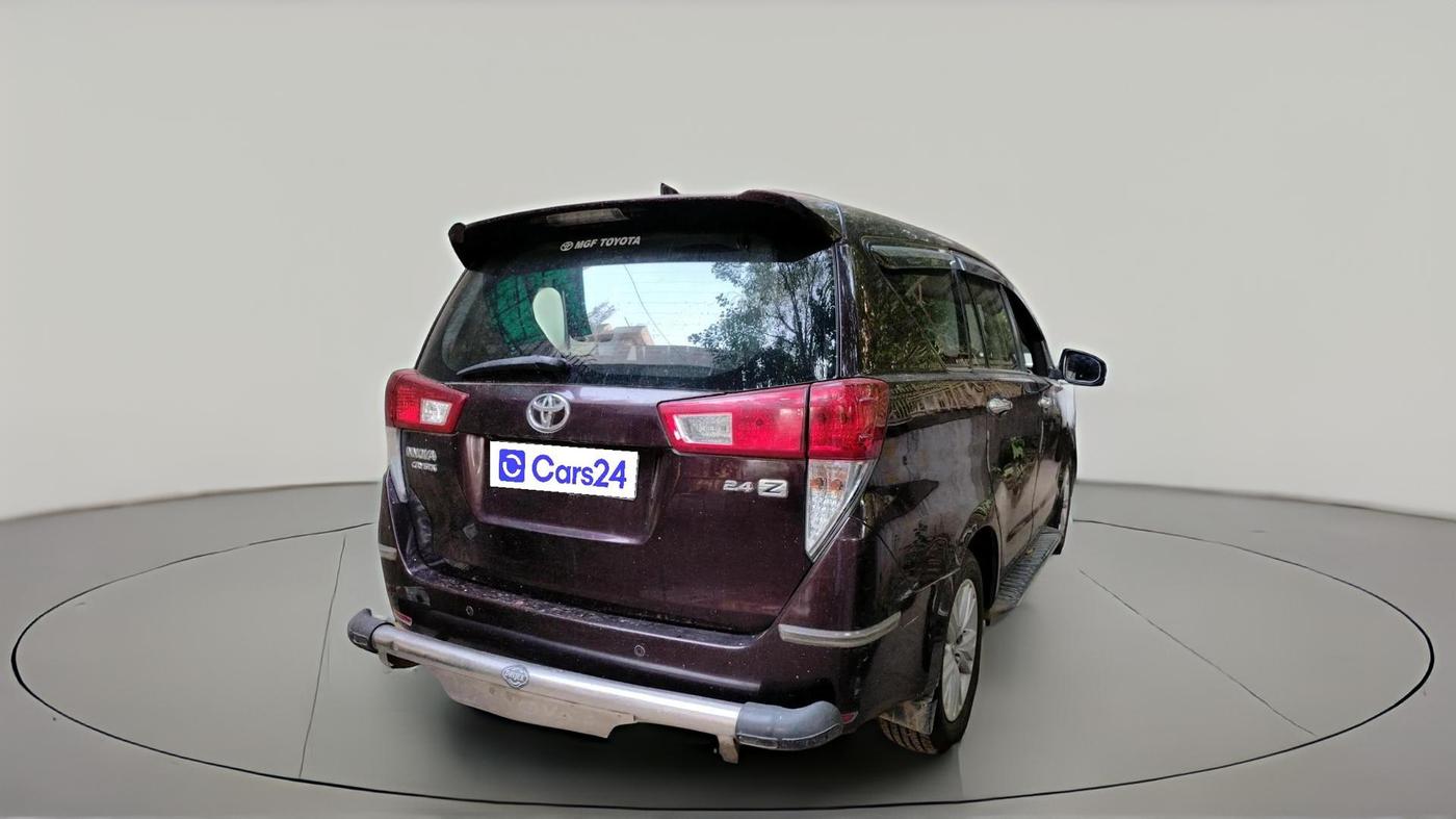 2016 Toyota Innova Crysta 2.4 ZX 7 STR, Diesel, Manual, 96,516 km, exterior