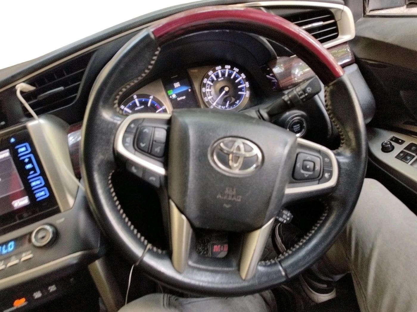 2016 Toyota Innova Crysta 2.4 ZX 7 STR, Diesel, Manual, 96,516 km, interior