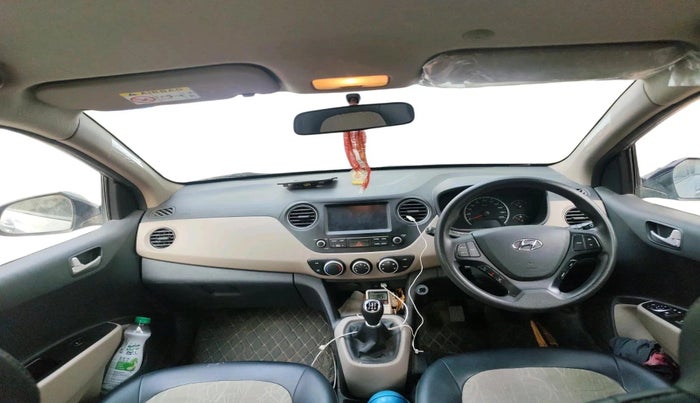 2018 Hyundai Grand i10 SPORTZ 1.2 KAPPA VTVT, Petrol, Manual, 40,916 km, interior