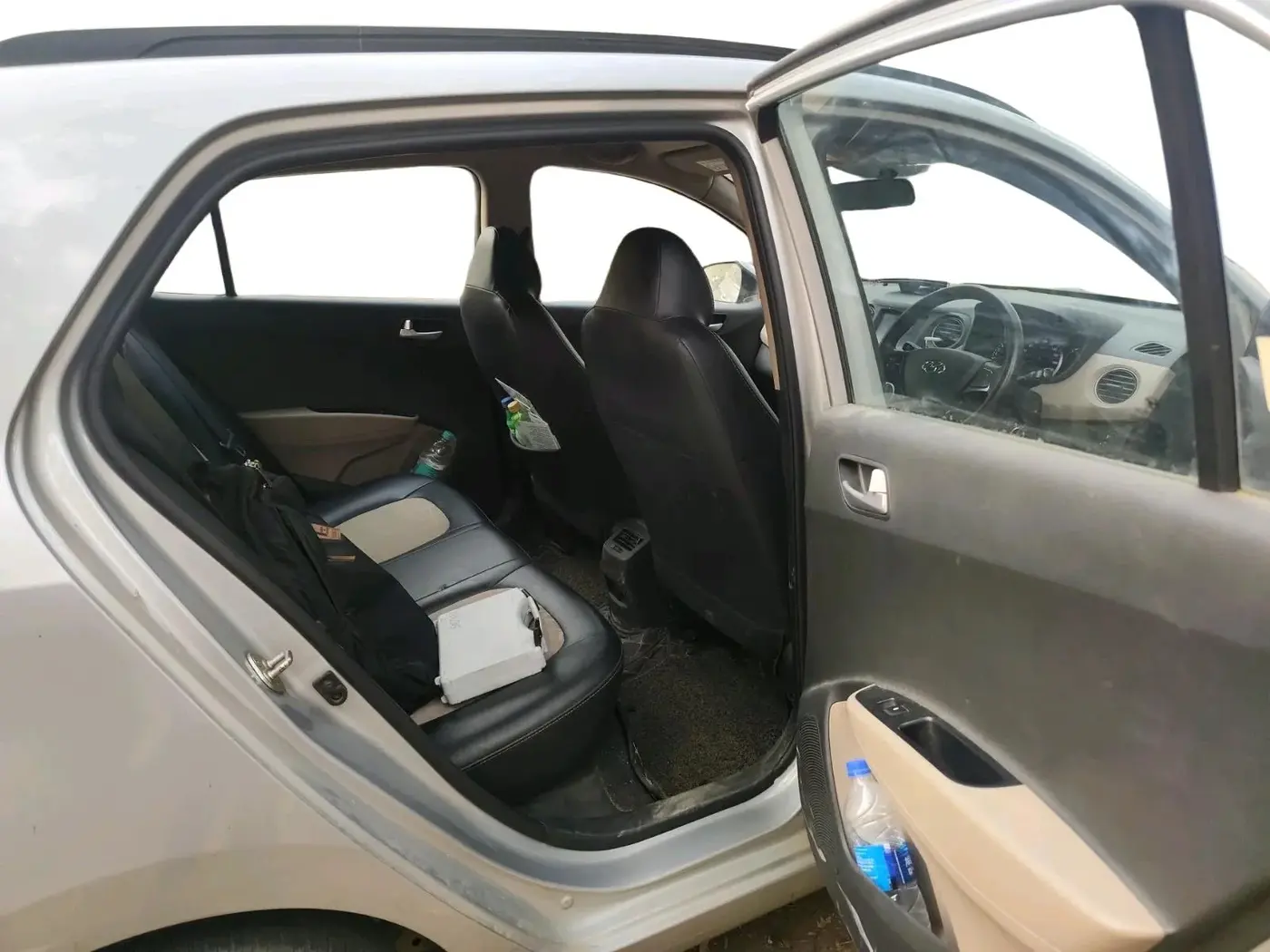 2018 Hyundai Grand i10 SPORTZ 1.2 KAPPA VTVT, Petrol, Manual, 40,916 km, interior