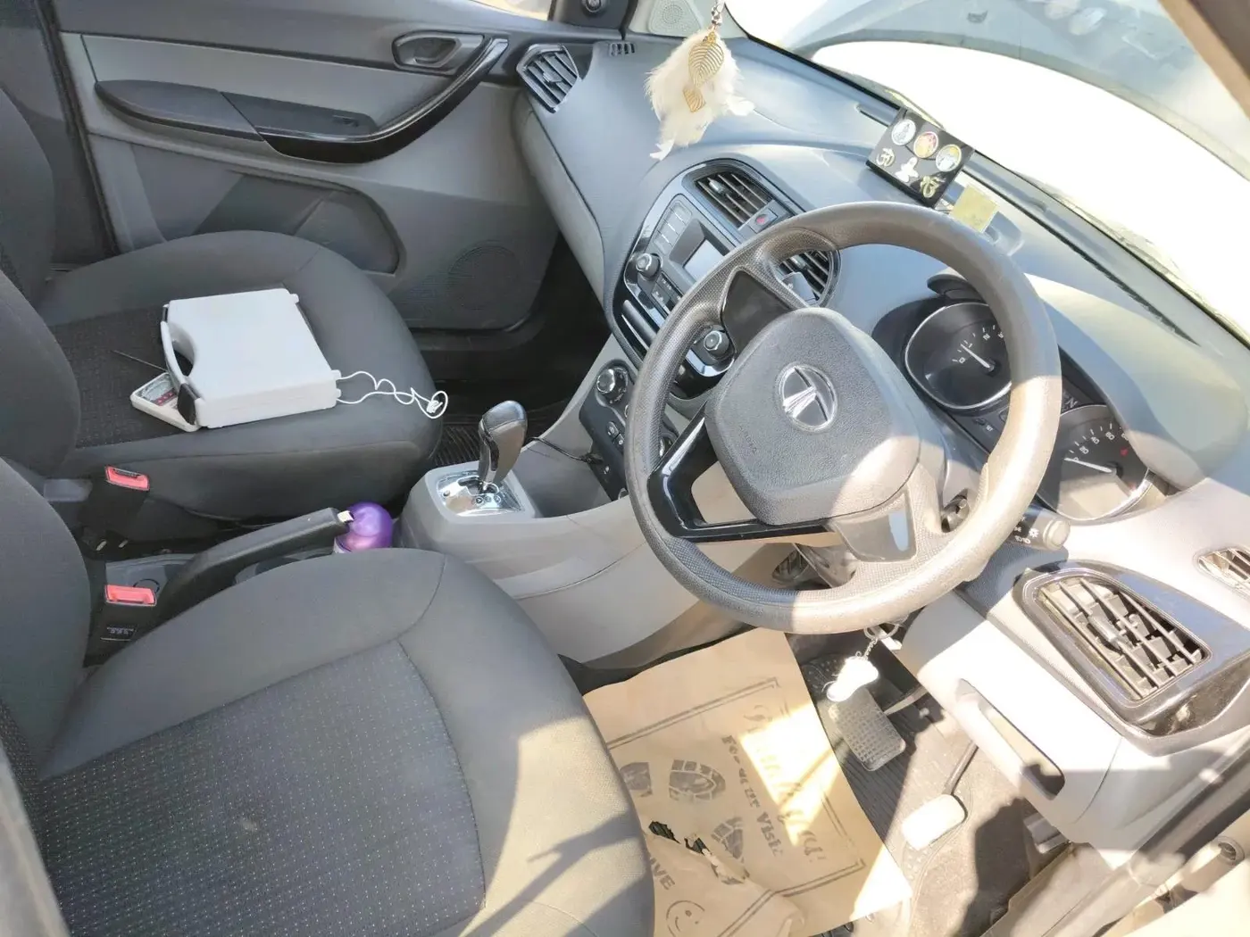 2019 Tata TIGOR XMA PETROL, Petrol, Automatic, 94,692 km, interior