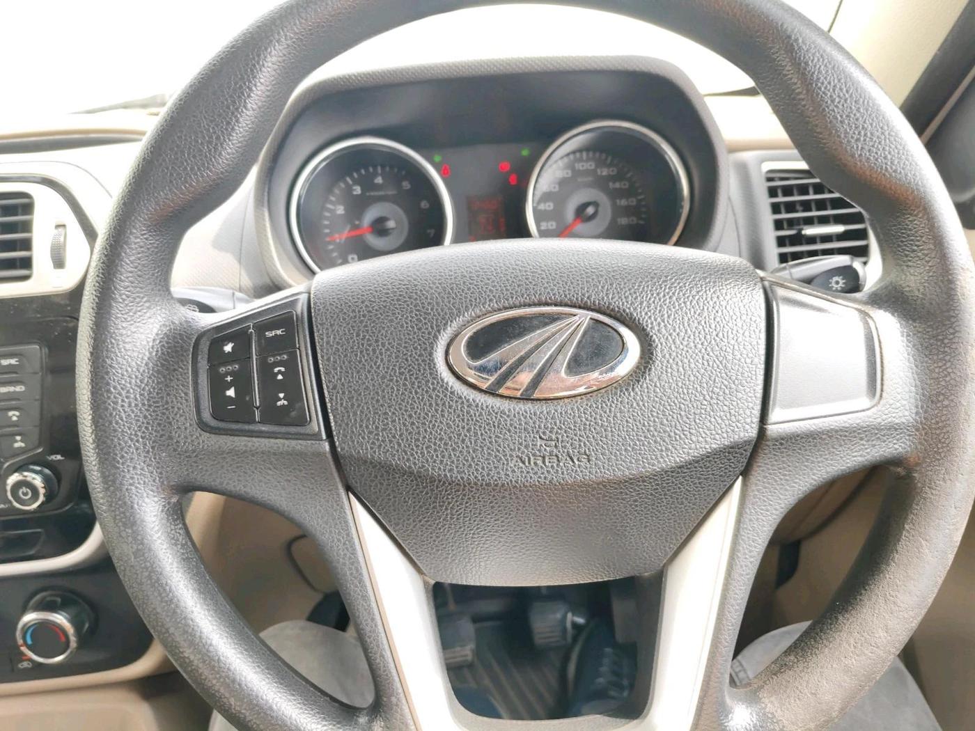 2016 Mahindra TUV300 T8, Diesel, Manual, 1,54,578 km, interior