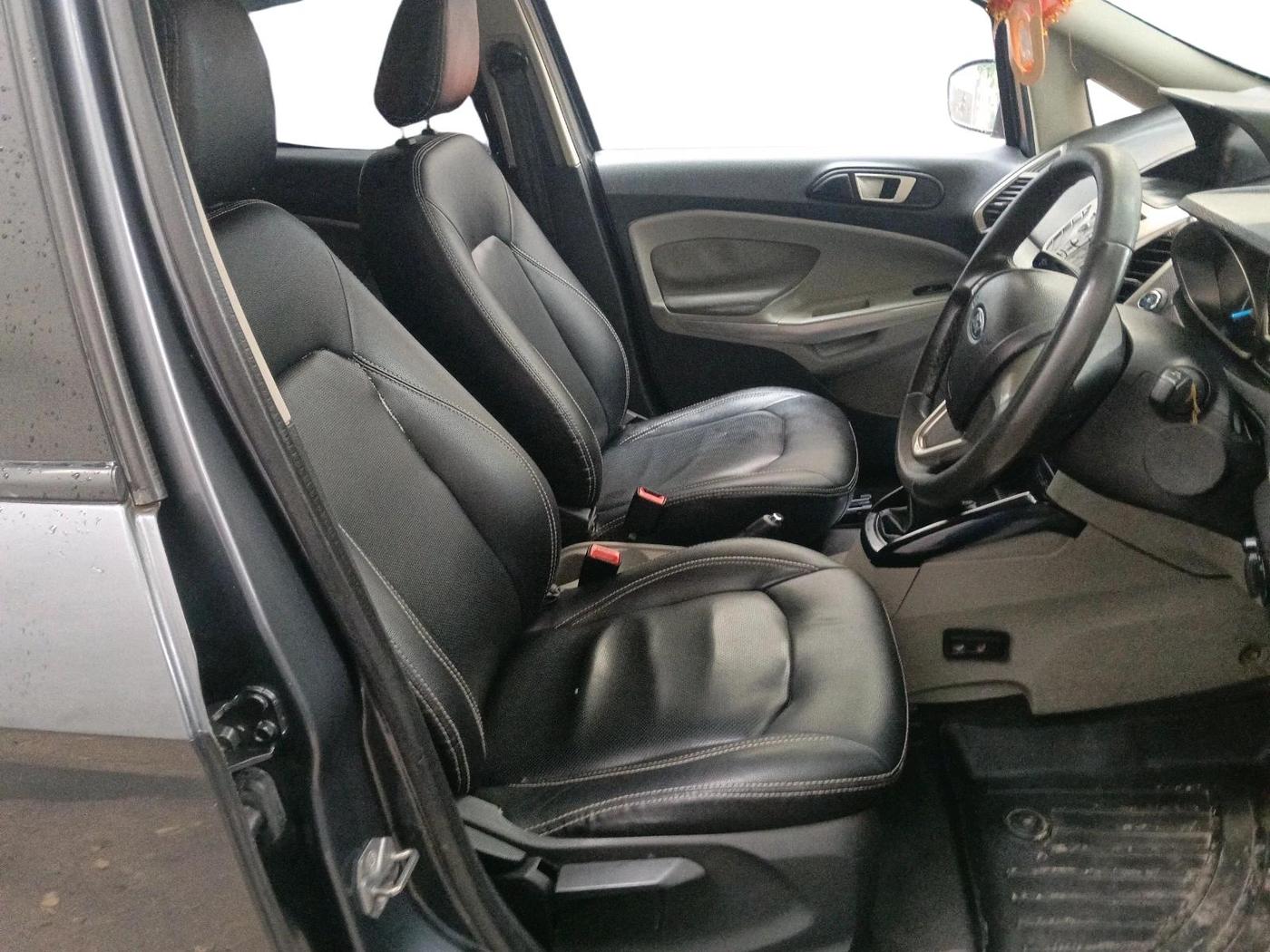 2017 Ford Ecosport TITANIUM 1.5L DIESEL, Diesel, Manual, 1,24,736 km, interior
