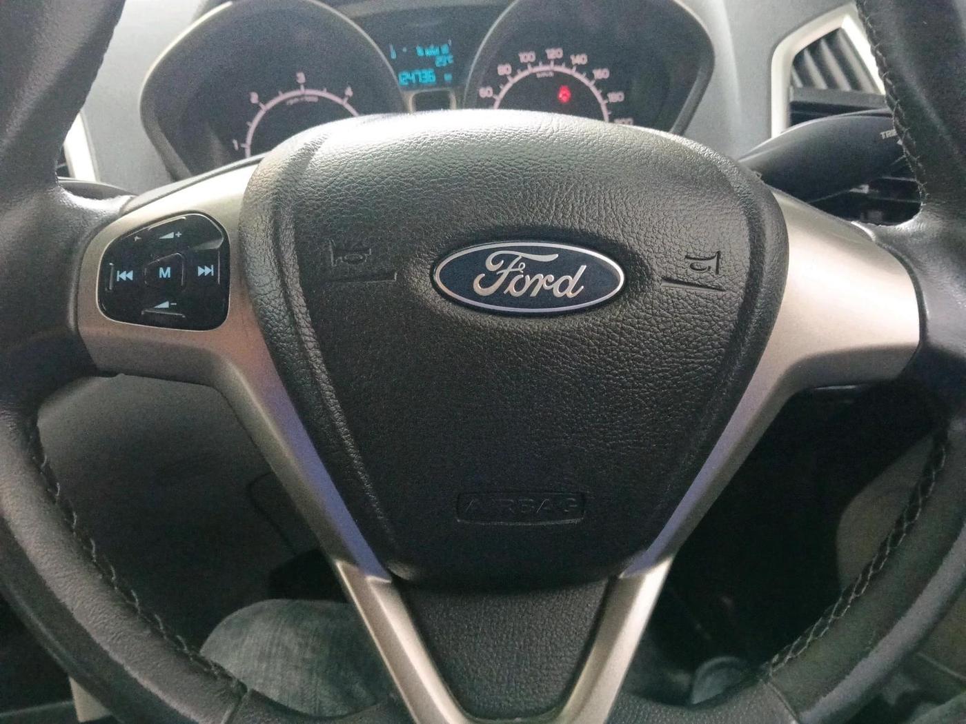2017 Ford Ecosport TITANIUM 1.5L DIESEL, Diesel, Manual, 1,24,736 km, interior