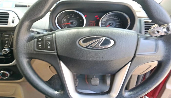 2018 Mahindra TUV300 T10, Diesel, Manual, 30,511 km, interior