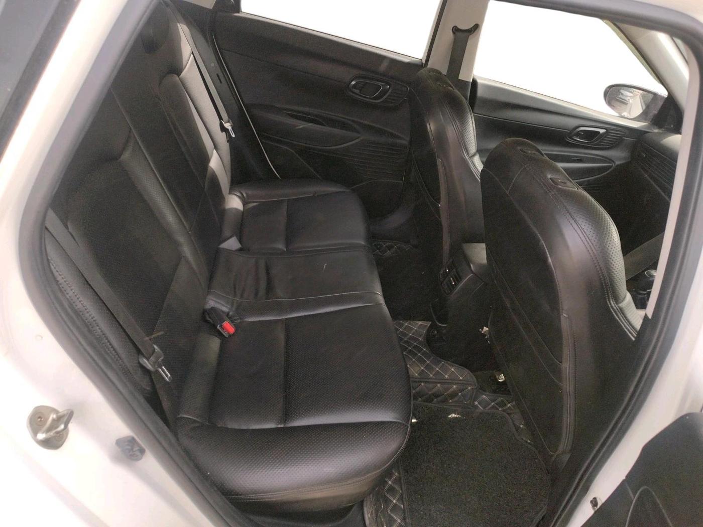 2022 Hyundai NEW I20 SPORTZ 1.2 MT, Petrol, Manual, 43,419 km, interior