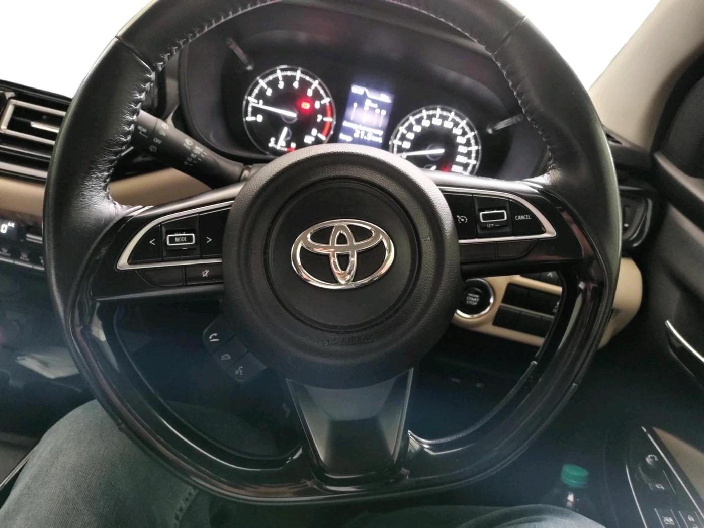 2023 Toyota Glanza V AMT, Petrol, Automatic, 66,223 km, interior