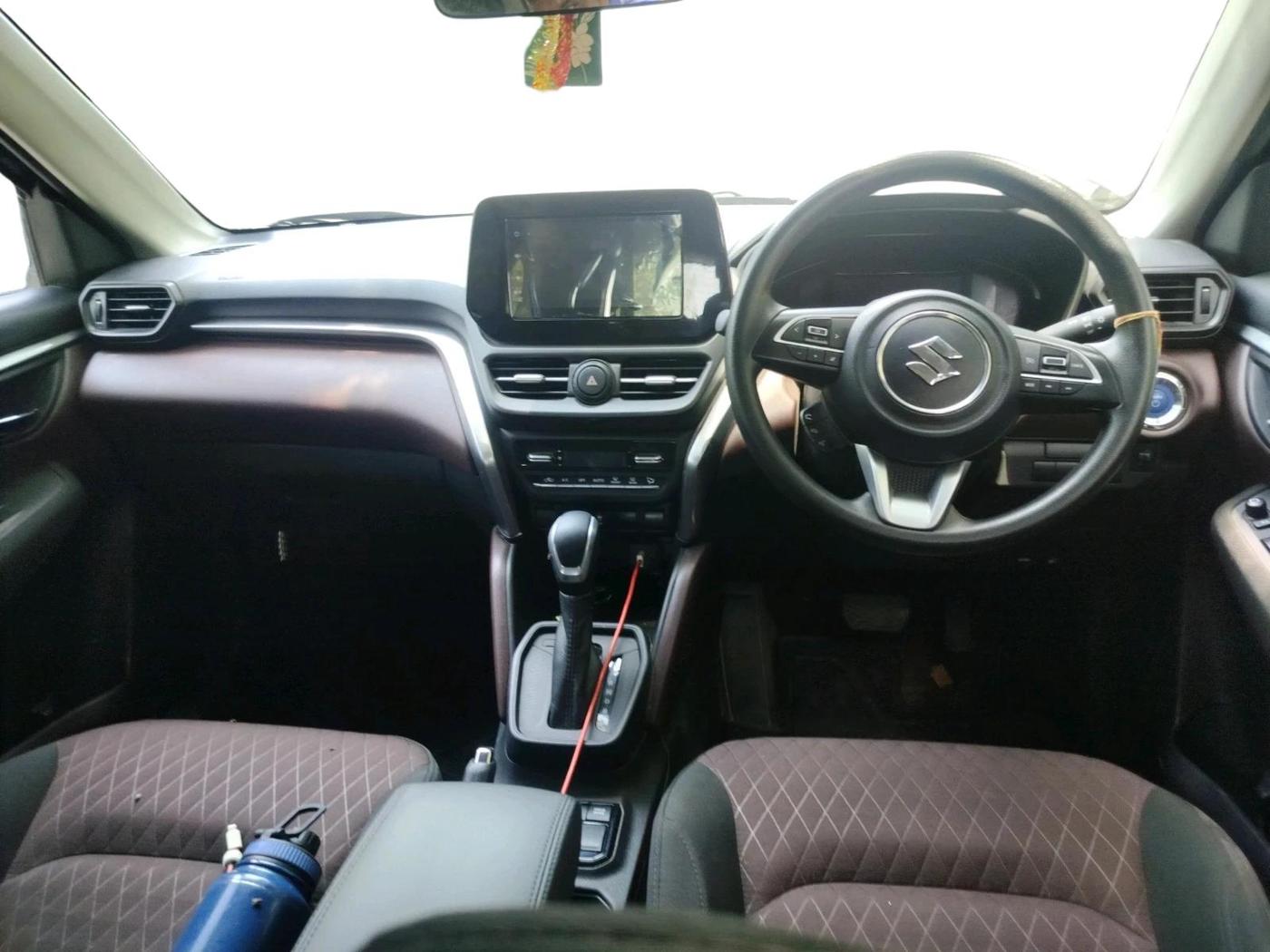 2025 Maruti Grand Vitara Delta Plus Hybrid eCVT, Hybrid, Automatic, 5,711 km, interior