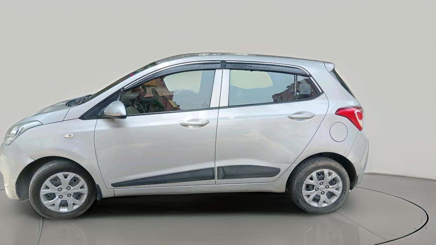 2016 Hyundai Grand i10 MAGNA 1.2 KAPPA VTVT, Petrol, Manual, 1,31,783 km, exterior