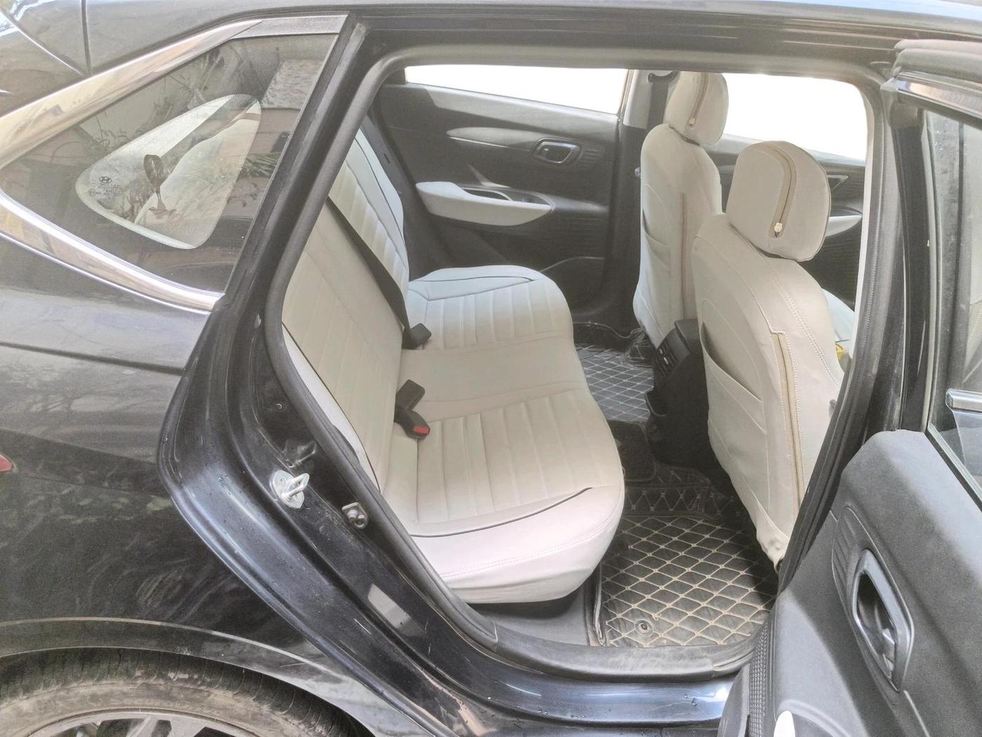 2022 Hyundai NEW I20 SPORTZ 1.5 MT, Diesel, Manual, 40,196 km, interior