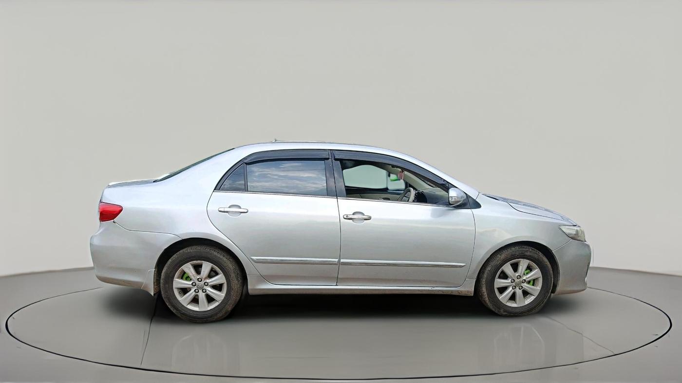 2013 Toyota Corolla Altis G PETROL, Petrol, Manual, 1,83,989 km, exterior