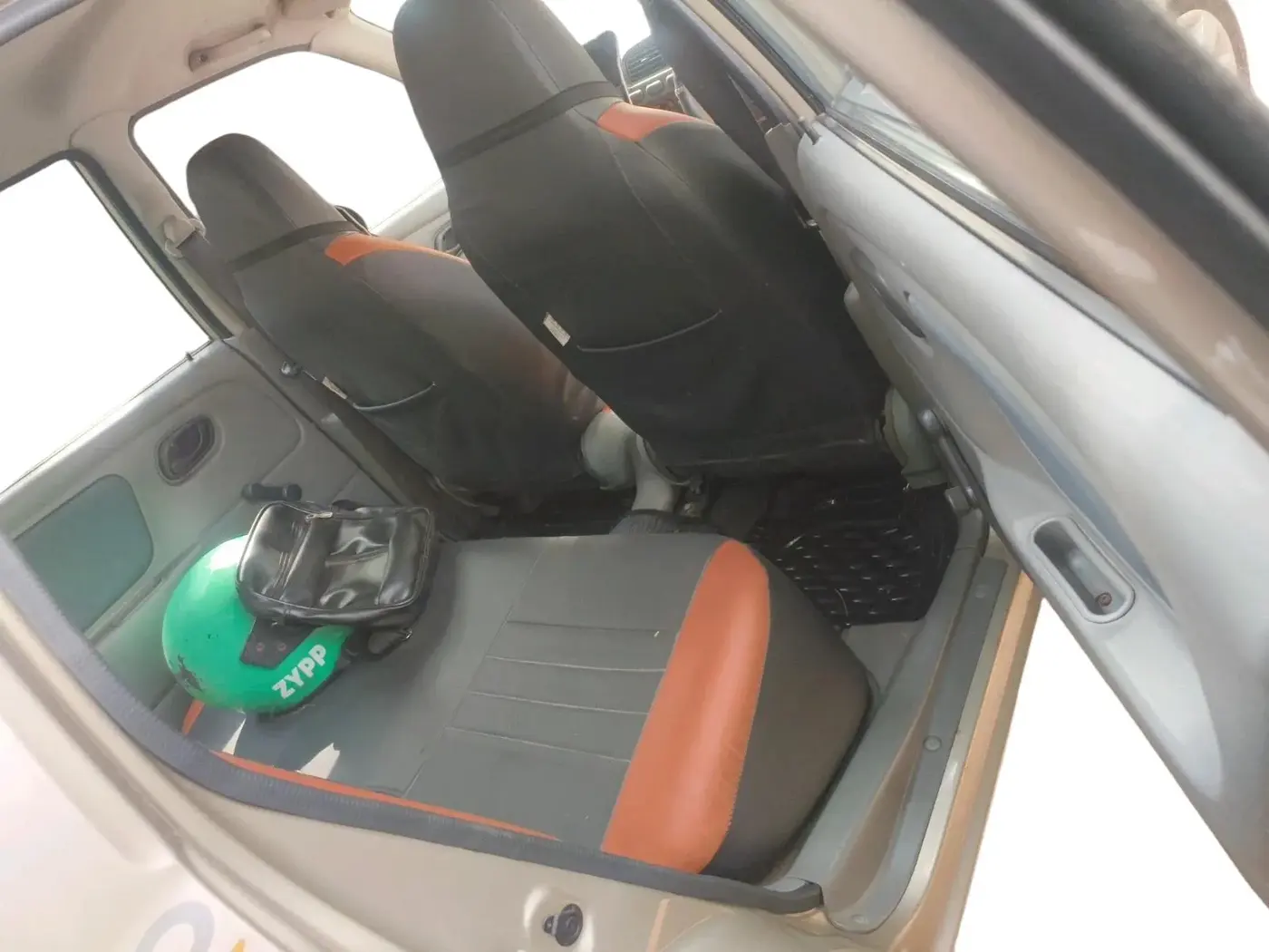 2014 Maruti Alto K10 VXI, Petrol, Manual, 14,589 km, interior