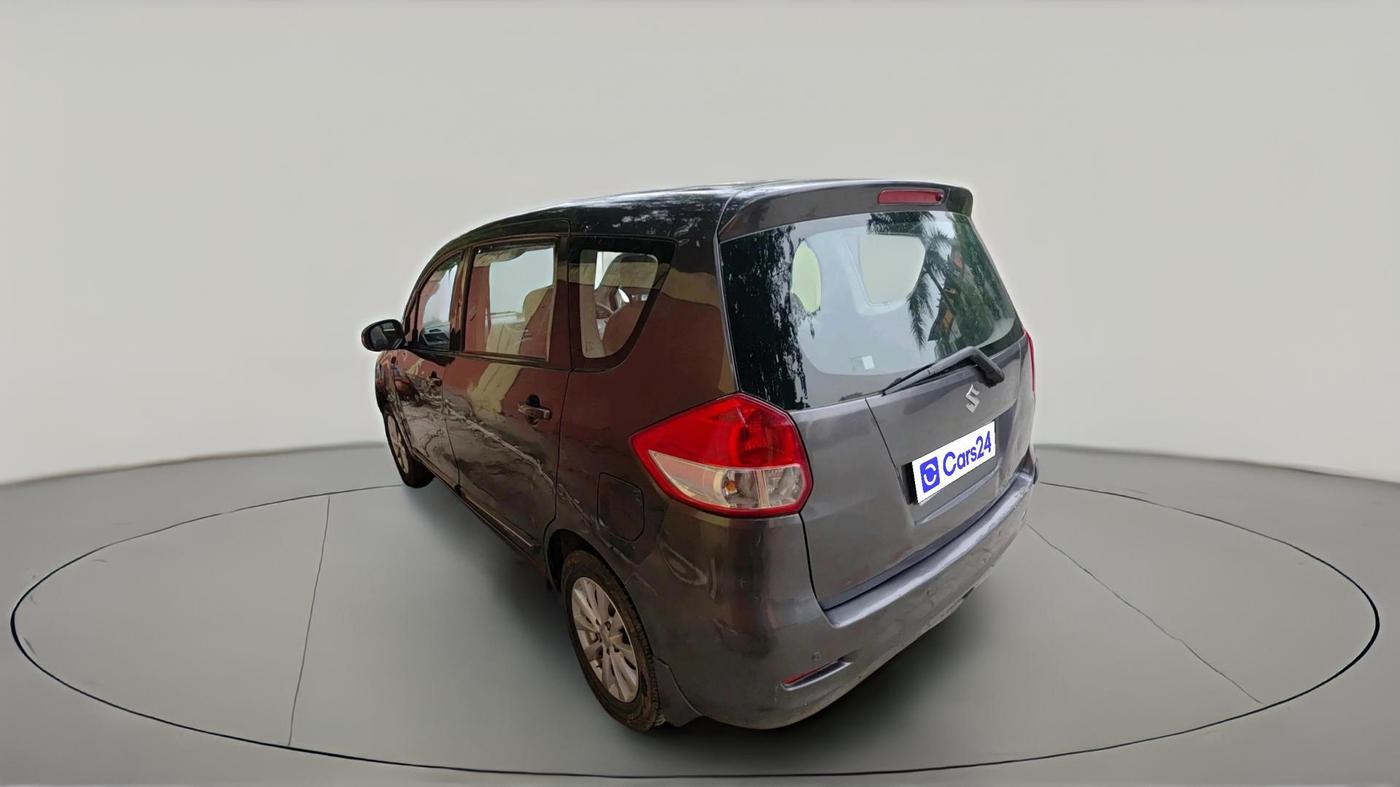 2014 Maruti Ertiga ZXI, CNG, Manual, 1,26,811 km, exterior