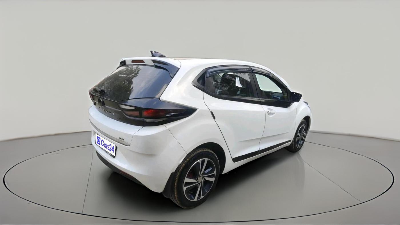 2024 Tata ALTROZ XZ CNG, CNG, Manual, 45,247 km, exterior