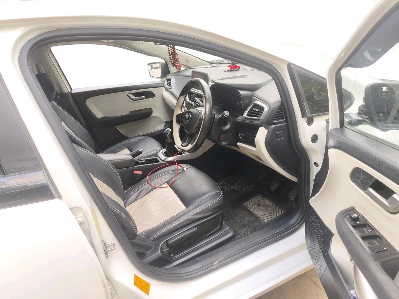 2024 Tata ALTROZ XZ CNG, CNG, Manual, 45,247 km, interior