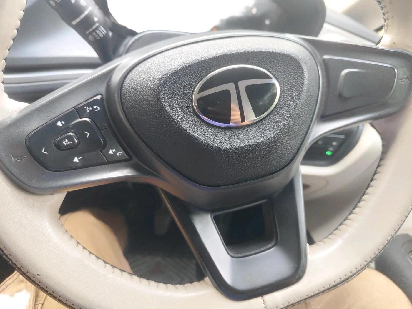 2024 Tata ALTROZ XZ CNG, CNG, Manual, 45,247 km, interior