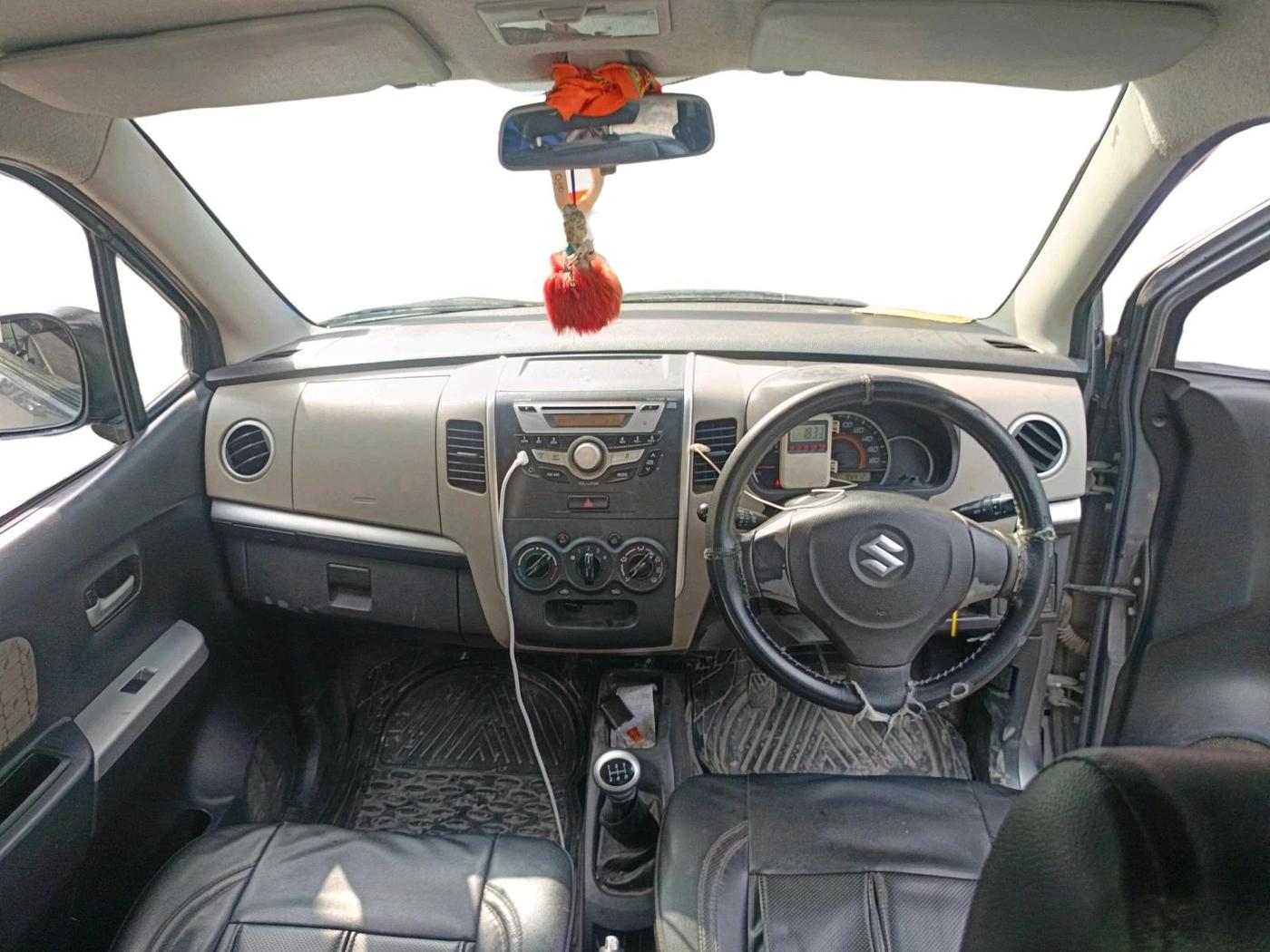 2014 Maruti Wagon R 1.0 VXI, Petrol, Manual, 94,412 km, interior