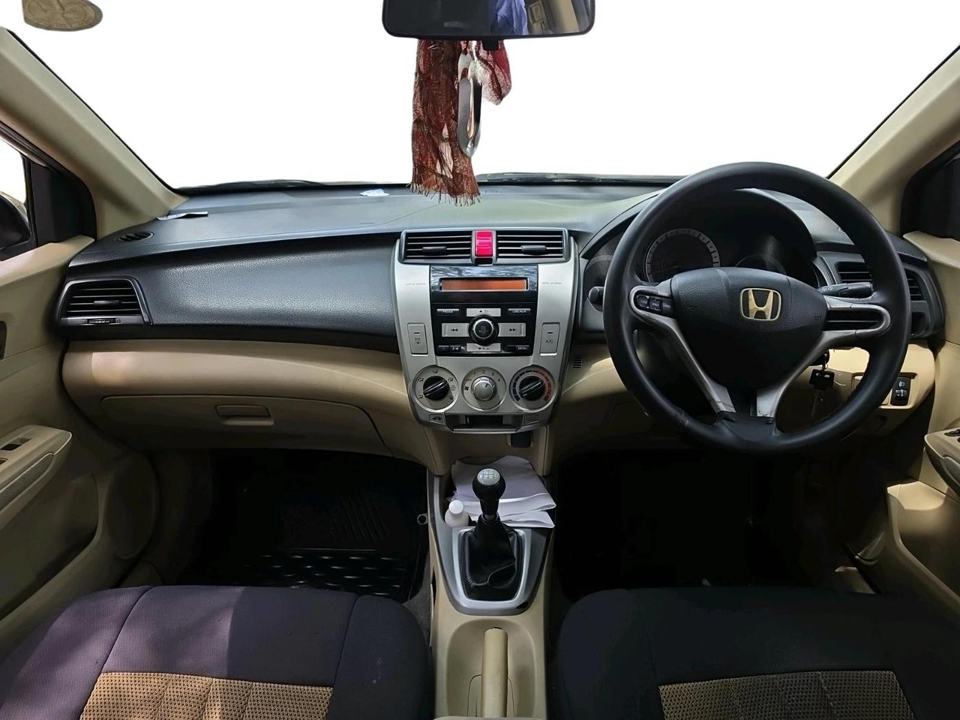 2011 Honda City 1.5L I-VTEC S MT, Petrol, Manual, 74,877 km, interior