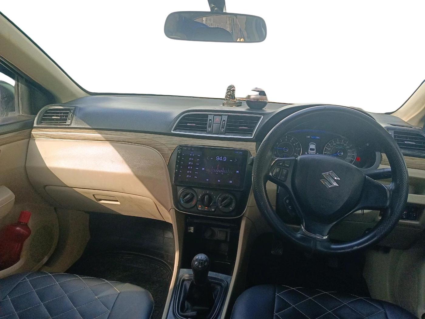 2020 Maruti Ciaz SIGMA 1.5 SHVS MT  PETROL, CNG, Manual, 65,130 km, interior