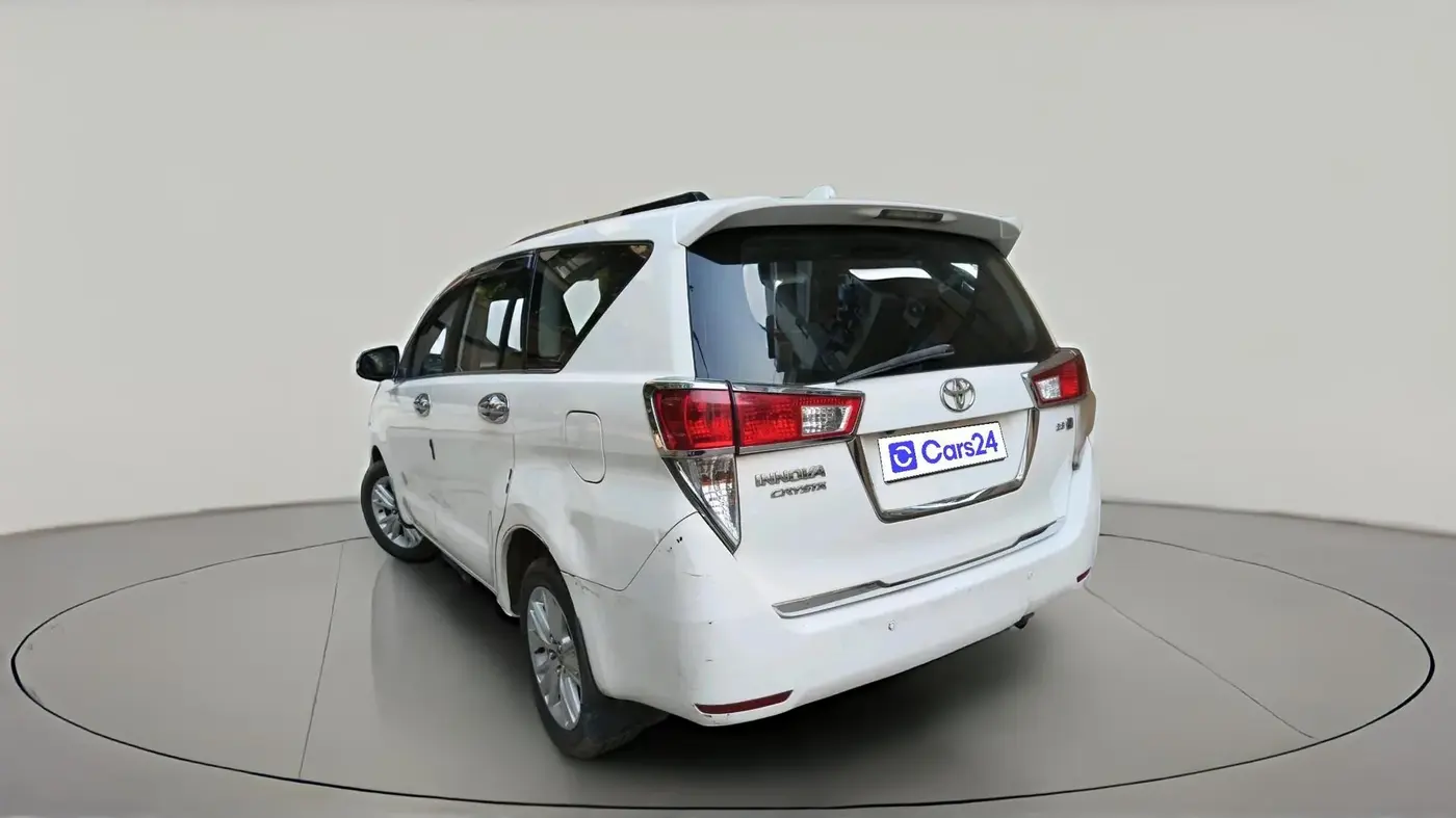 2016 Toyota Innova Crysta 2.8 ZX AT 7 STR, Diesel, Automatic, 1,71,496 km, exterior