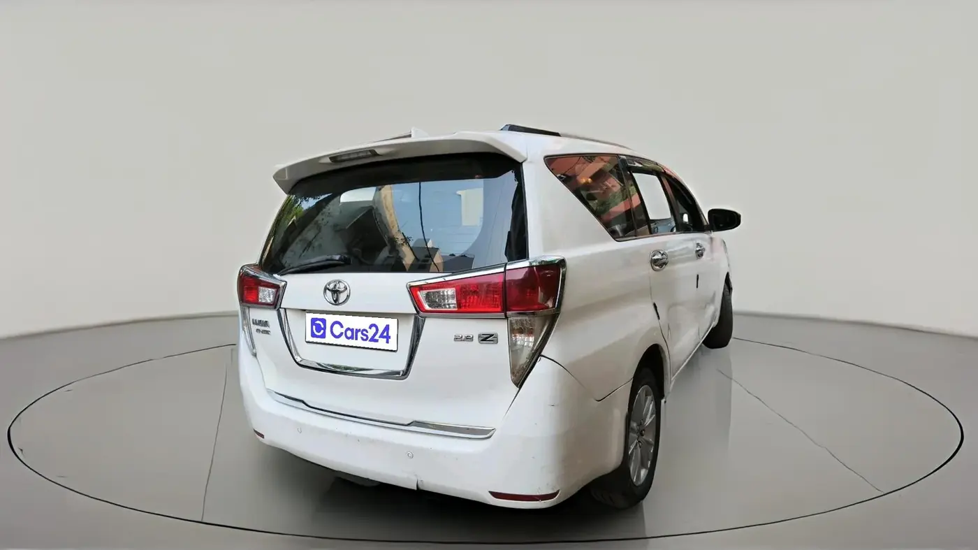 2016 Toyota Innova Crysta 2.8 ZX AT 7 STR, Diesel, Automatic, 1,71,496 km, exterior