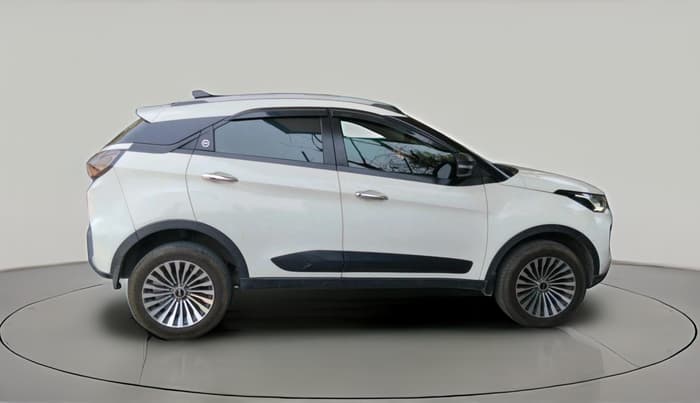 2023 Tata NEXON XM PLUS SUNROOF PETROL, Petrol, Manual, 29,158 km, exterior