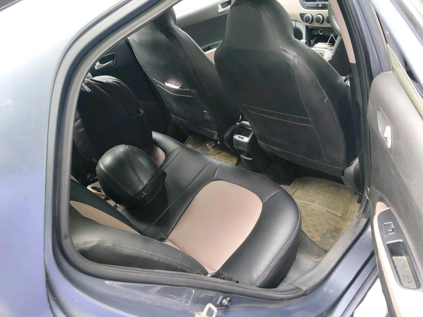 2013 Hyundai Grand i10 SPORTZ 1.2 KAPPA VTVT, Petrol, Manual, 64,125 km, interior