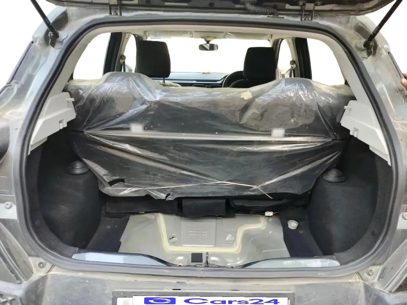 2025 Tata PUNCH PURE MT, Petrol, Manual, 5,573 km, exterior