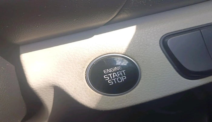 2021 KIA SELTOS HTX IVT 1.5 PETROL, Petrol, Automatic, 58,184 km, interior