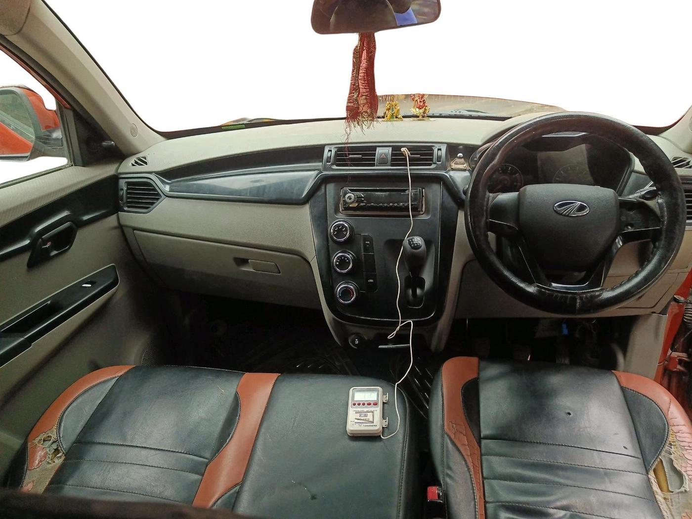 2017 Mahindra Kuv100 K4 D 6 STR, Diesel, Manual, 78,292 km, interior