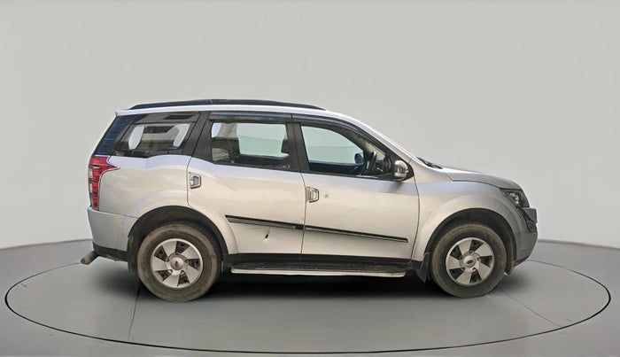 2016 Mahindra XUV500 W6 1.99, Diesel, Manual, 1,35,241 km, exterior