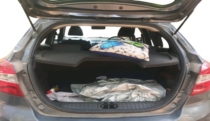 2017 Ford Figo Aspire TITANIUM 1.2 PETROL, Petrol, Manual, 77,740 km, exterior