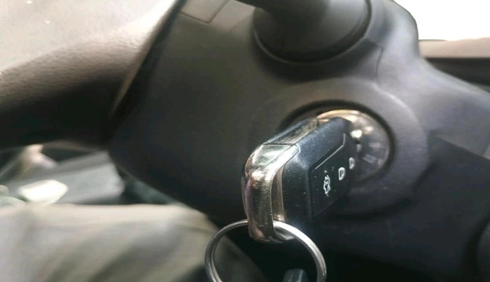 2017 Ford Figo Aspire TITANIUM 1.2 PETROL, Petrol, Manual, 77,740 km, interior