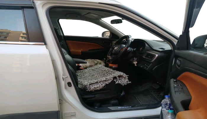 2022 Maruti BREZZA VXI AT SMART HYBRID, CNG, Automatic, 41,190 km, interior