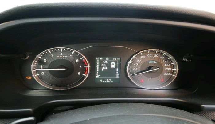 2022 Maruti BREZZA VXI AT SMART HYBRID, CNG, Automatic, 41,190 km, interior