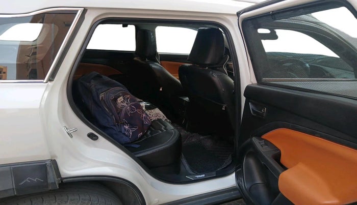 2022 Maruti BREZZA VXI AT SMART HYBRID, CNG, Automatic, 41,190 km, interior