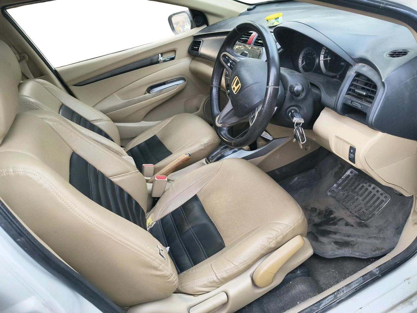 2012 Honda City 1.5L I-VTEC V AT SUNROOF, Petrol, Automatic, 78,007 km, interior