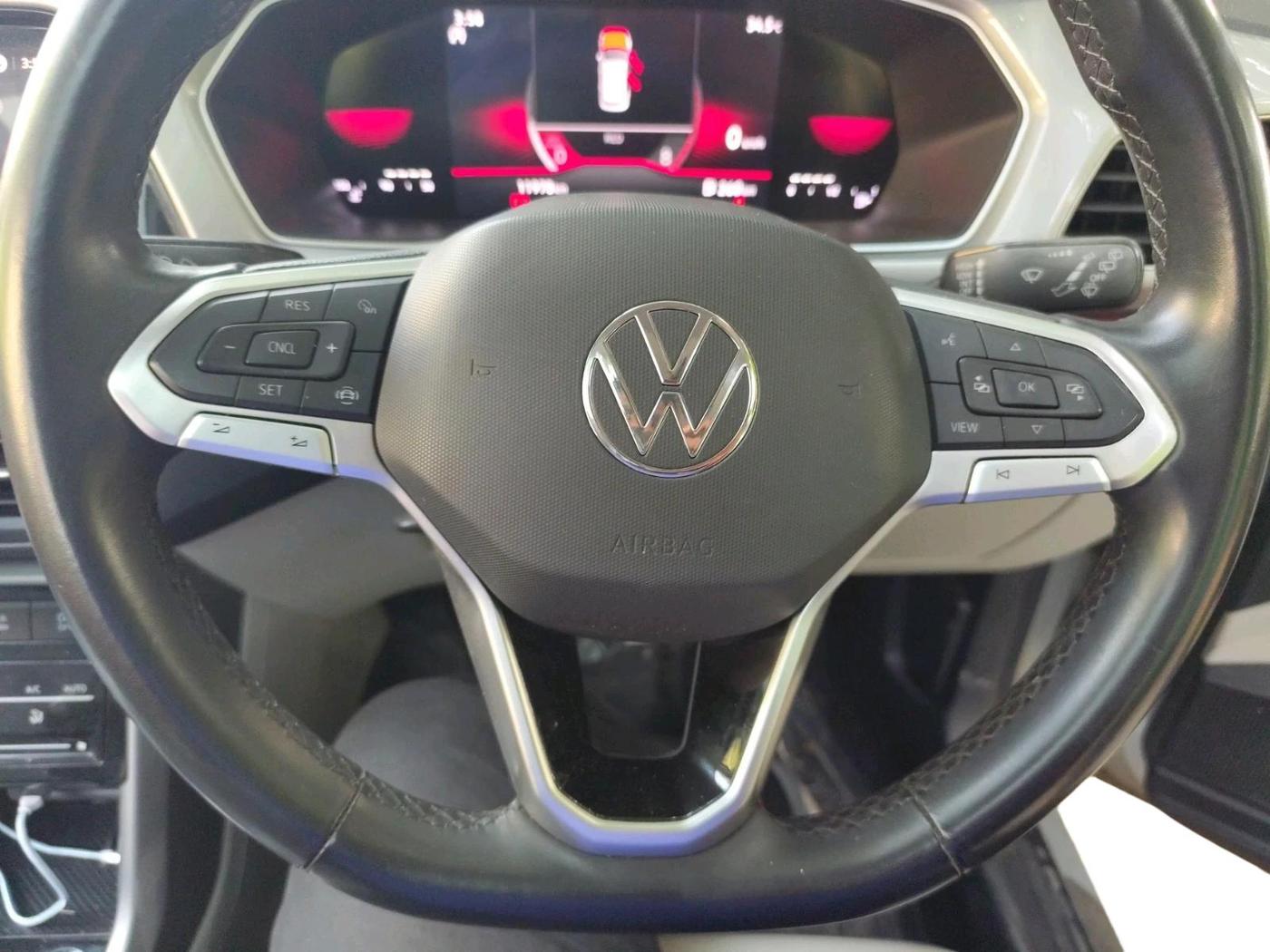 2023 Volkswagen TAIGUN  GT PLUS 1.5 TSI MT, Petrol, Manual, 12,560 km, interior